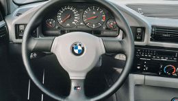 autopedia_BMW_5_Series_E34_M5_E34_324418.jpg