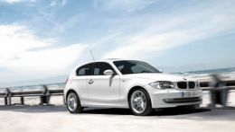 От баварского концерна BMW давно ожидают выпуска заряженной версии модели 1-й серии с шильдиком M