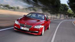 Компания BMW представила новую комплектацию купе и кабриолета «шестерки» с дизельным двигателем и фирменной полноприводной системой xDrive. 