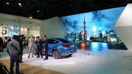 Дебют новой BMW X4 в Шанхае