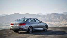 Новая 5-я серия BMW в кузове с индексом G30 была представлена официально.