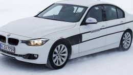  На конец 2014 года, руководство немецкой компании BMW 3 Series  пообещало выпустить гибридную версию автомобиля  BMW 3 серии. 
