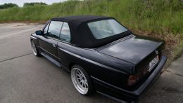 E30V12-03.jpg