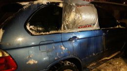 Как поменять заднее боковое стекло на двери БМВ Х5 в кузове Е53