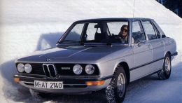 bmwe12_1.jpg