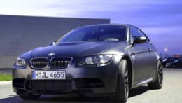 С августа 2009 года в салонах официальных дилеров BMW досупны 5 автомобилей BMW M3 купе специальной серии с матовой окраской кузова. Стоимость BMW M3 купе составит 4 999 000 рублей.