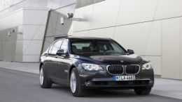 Сегодня, 2 сентября, немецкий автомобилестроитель BMW заявил, что инвестирует в производство автомобилей в Германии 1 млрд евро ($1,4 млрд).