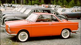 Редкая классическая модель BMW 700 выпускалась с 1959 по 1965 года