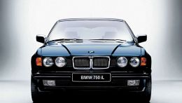 autopedia_BMW_7_Series_E32_7er_E32_718137.jpg