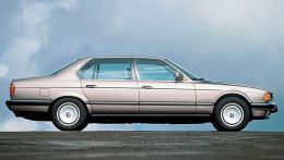 autopedia_BMW_7_Series_E32_7er_E32_834880.jpg