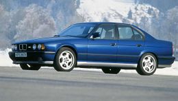 autopedia_BMW_5_Series_E34_M5_E34_128731.jpg