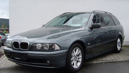 autopedia_BMW_5_Series_E39_5er_Touring_E39_25