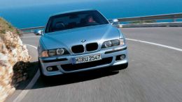 autopedia_BMW_5_Series_E39_M5_E39_450201.jpg
