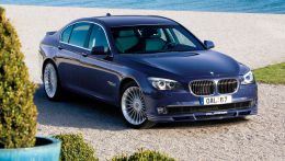 В новом BMW ALPINA B7 Bi-Turbo воплощено четвертое поколение автомобилей на базе 7 серии BMW.