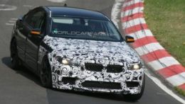 В Интернете появились шпионские фотографии новой генерации автомобиля BMW M5. В данный момент модель проходит тесты.