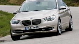 13 ноября 2009 года президент компании BMW Group Russia Кристиан Кремер в торжественной обстановке передаст генеральному директору Гранд Отеля Европа Томасу Ноллу ключи от двух новых BMW Гран Туризмо.
