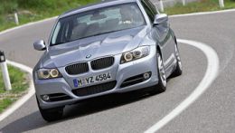 Компания Superchips перепрограммировала электронную систему управления седана BMW 320d