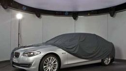До официальной премьеры нового поколения BMW5 Series (F10) остается еще несколько часов, и чтобы заинтриговать еще больше, немецкий автопроизводитель показал часть модели