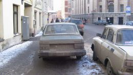 Лужков предлагает повысить штраф за неправильную парковку в 15 раз