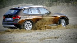 Защита пешеходов: BMW X1 первый, опередив Audi Q5
