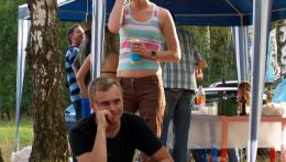 AV253332.jpg