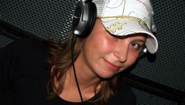 AV253667.jpg