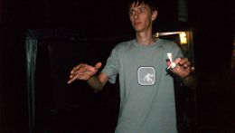 AV253767.jpg
