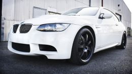 Усовершенствованная версия купе BMW M3 от Dinan Cars