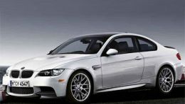 Компания BMW разработала для M3 карбоновый аэродинамический обвес