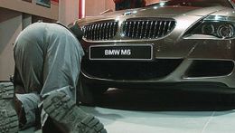 У большинства российских автолюбителей немецкий автопром ассоциируется в первую очередь с BMW.