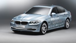 Концерн BMW Group представляет на Московском Международном Автомобильном Салоне 2010 года самые яркие новинки BMW, MINI и Motorrad