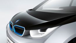Компания BMW планирует расширить линейку экологически чистых автомобилей за счет компактвэна под названием i5