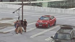 В интернет сети просочились секретные фотоснимки новенького BMW X6 второго поколения.