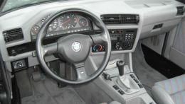 1991_BMW_E30_M3_Cabriolet_For_Sale_Interior_r