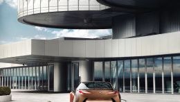 BMW-Vision-Next-100-images-146.jpg