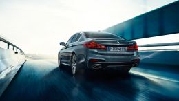 bmw g30 фото сзади