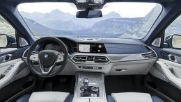 BMW X7 G07 салон
