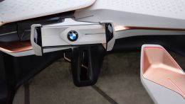 BMW-Vision-Next-100-images-111.jpg