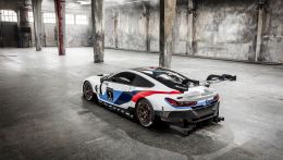 BMW M8 GTE фото