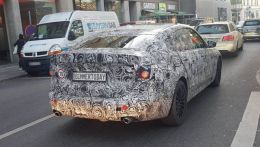 BMW 6-й серии GT в кузове G32 фото на улице